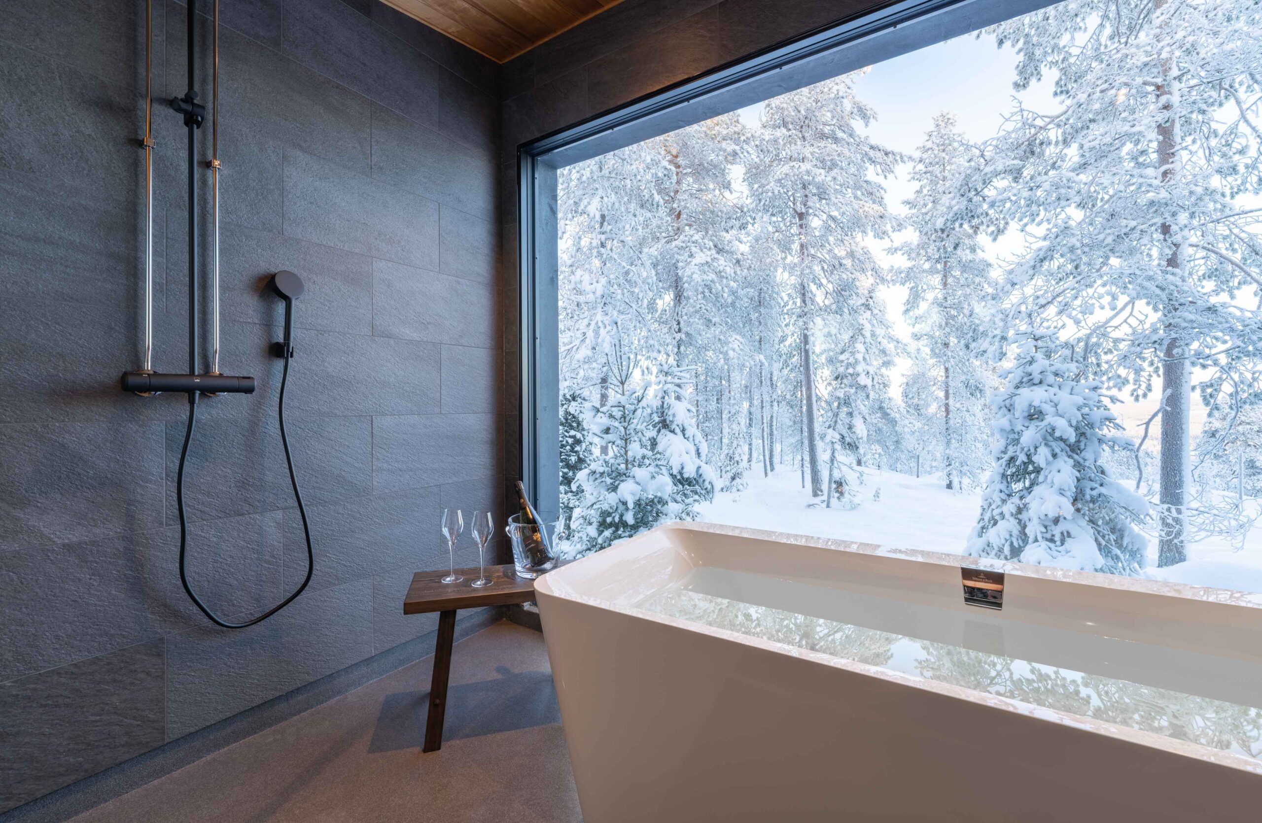 HDHotelFinnlandOctolaGlas Iglu SuiteBad2