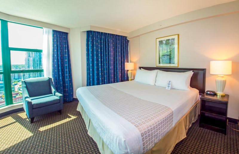 HotelBritish ColumbiaRosedale on Robson Suite Hotel Zimmer