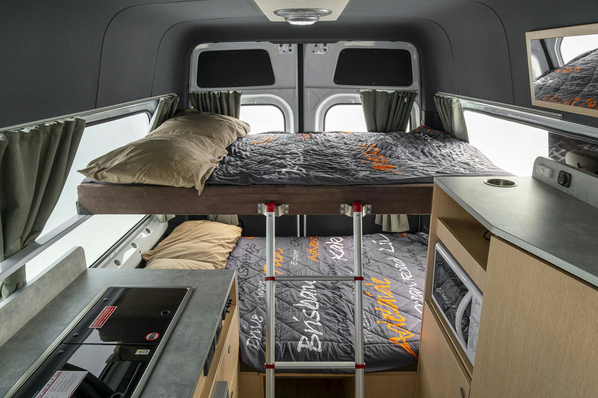 HDFahrzeugeApollo AUSEndeavourApollo Endeavour 2425 7320