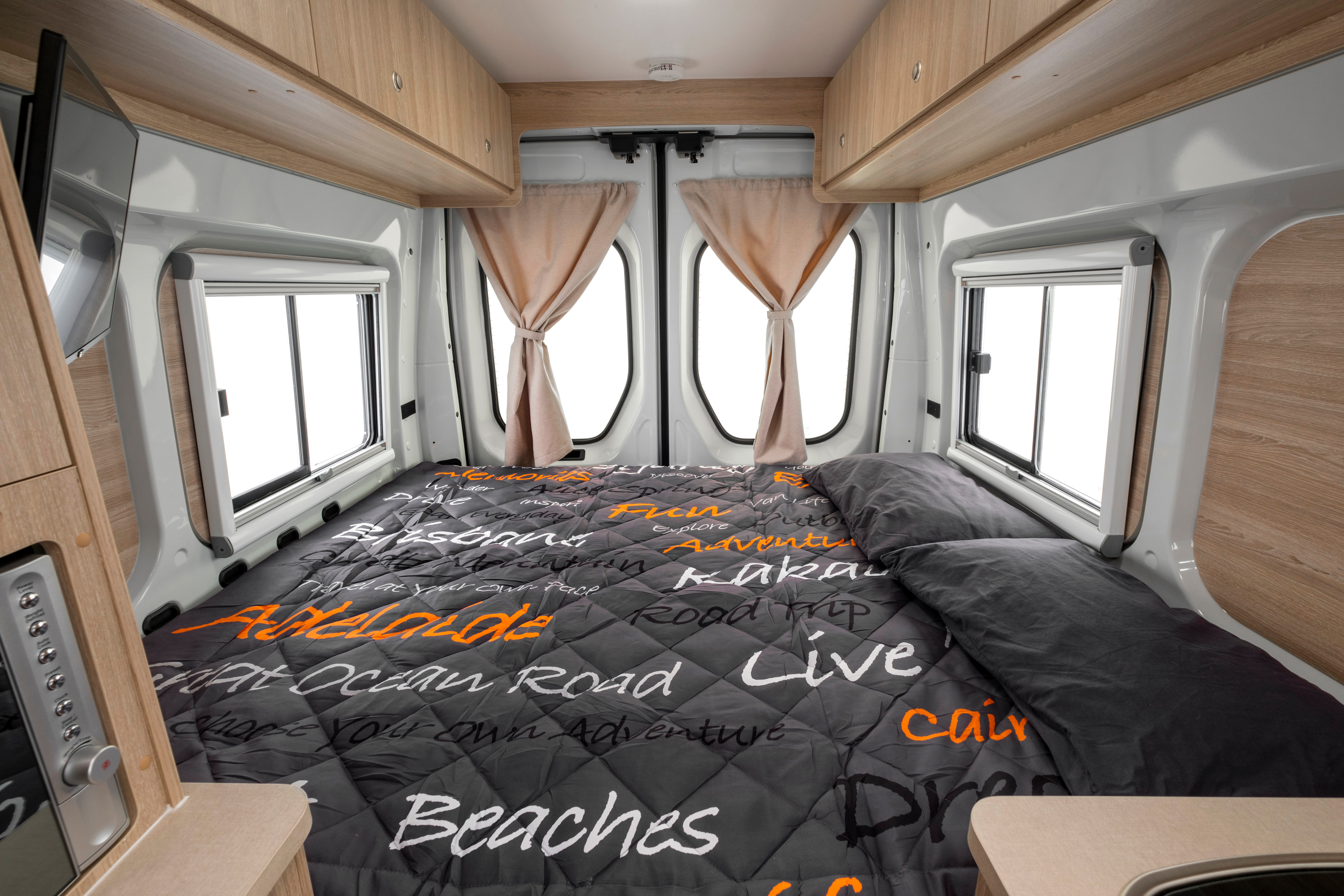 HDFahrzeugeBritz AUSTrailblazerBritz Trailblazer AU 2425 7275