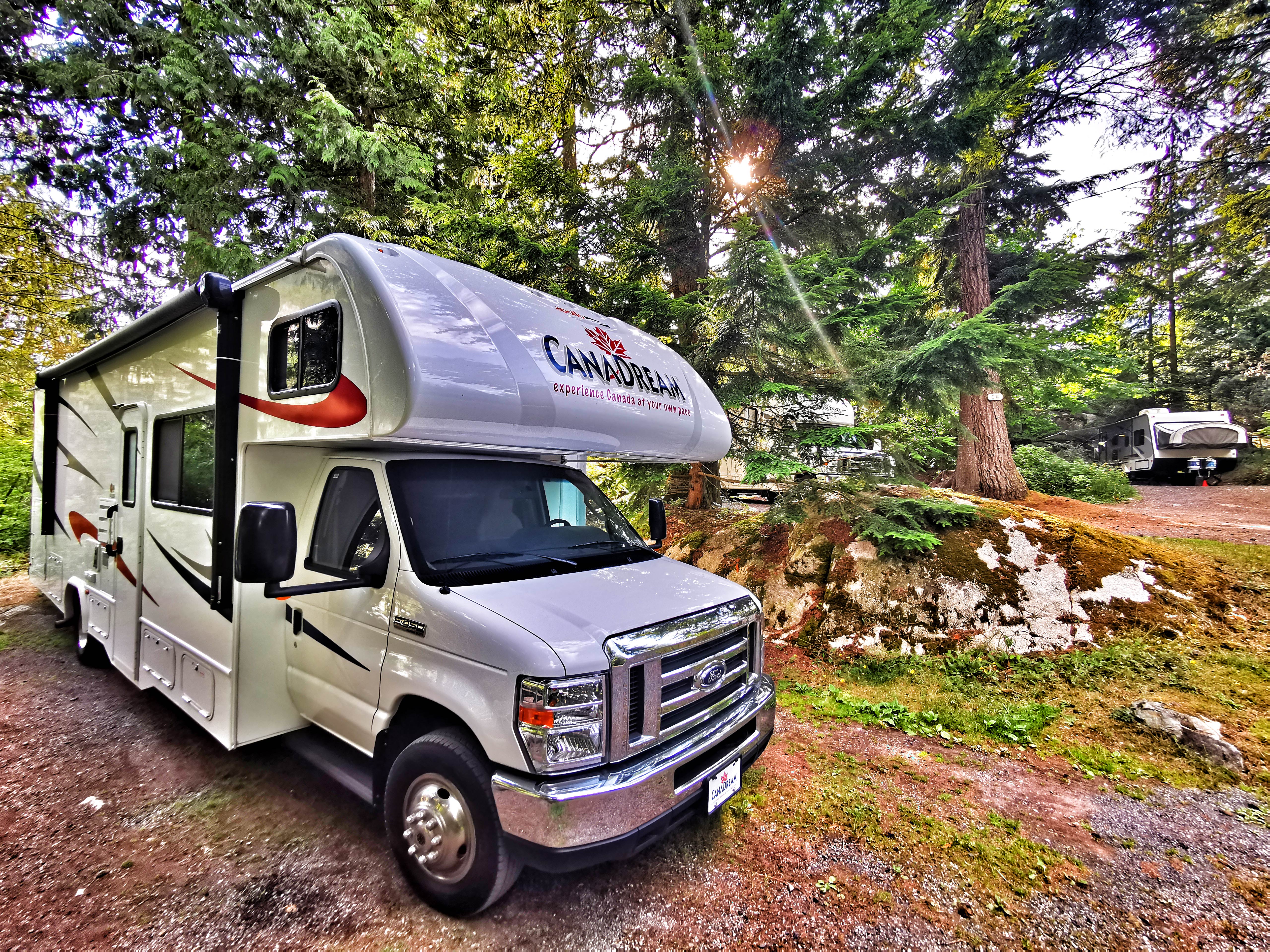 HDFahrzeugeCanadreamMHAMaxi Motorhome MHA Exterior Product Campsite