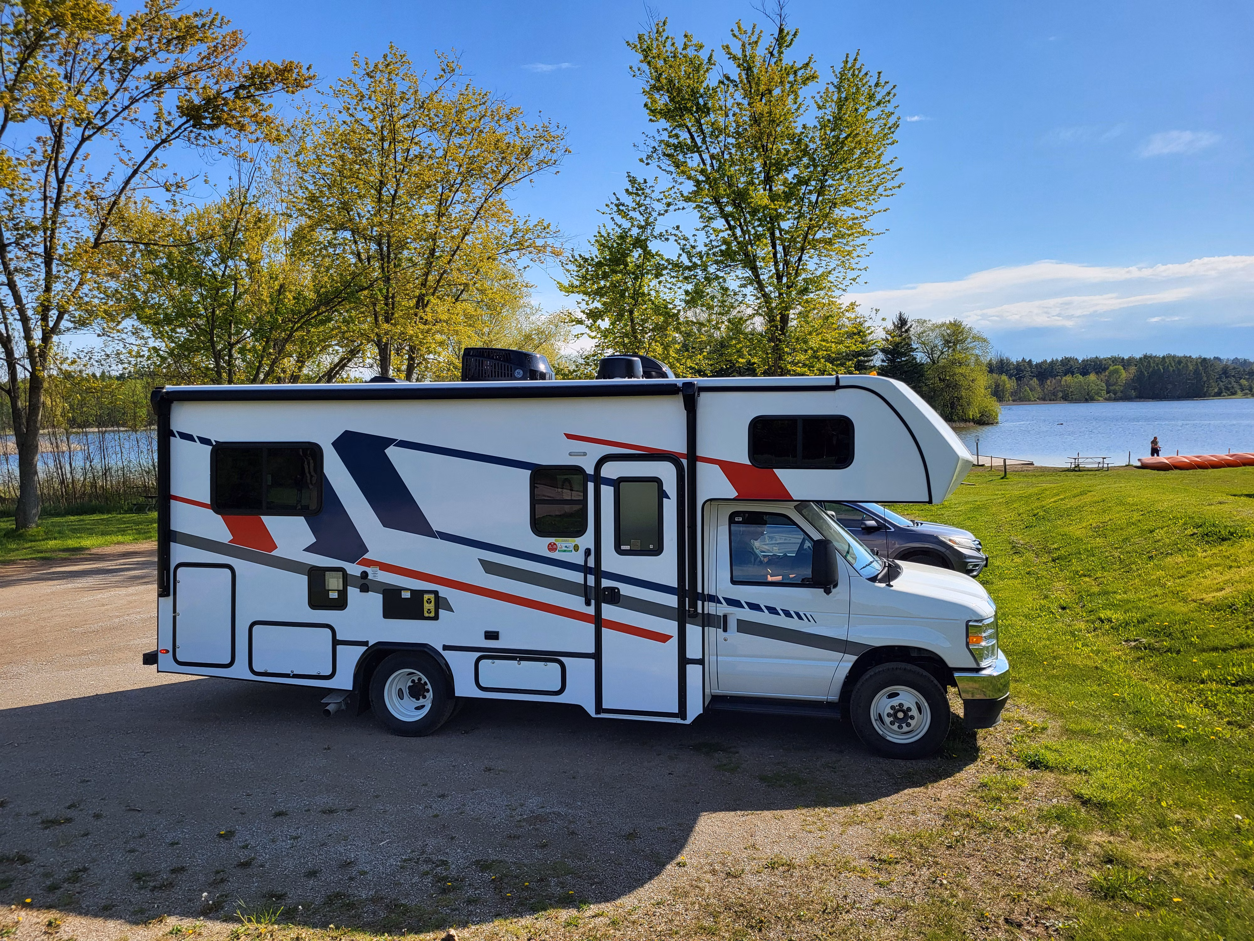 HDFahrzeugeCanadreamMHCCompact Motorhome MHC Canada External 004