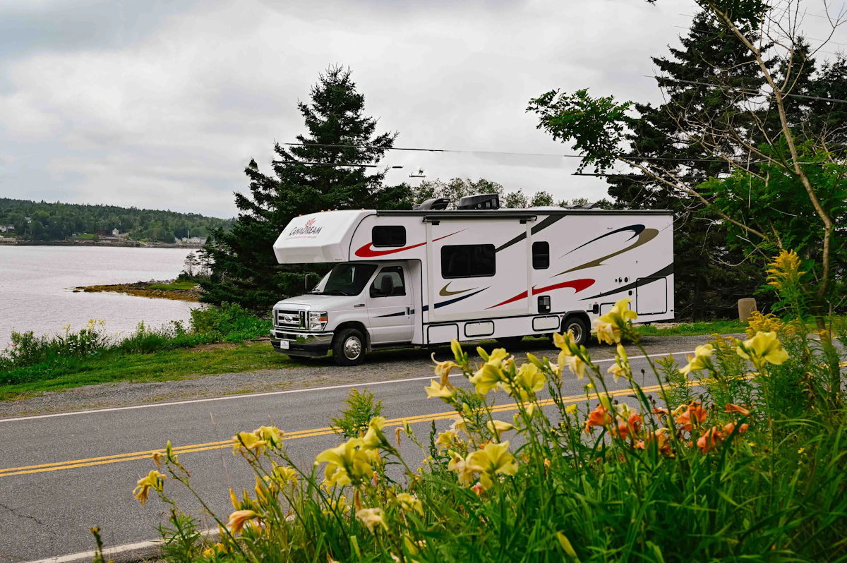 HDFahrzeugeCanadreamMHXMaxi Plus Motorhome MHX Canada External 001