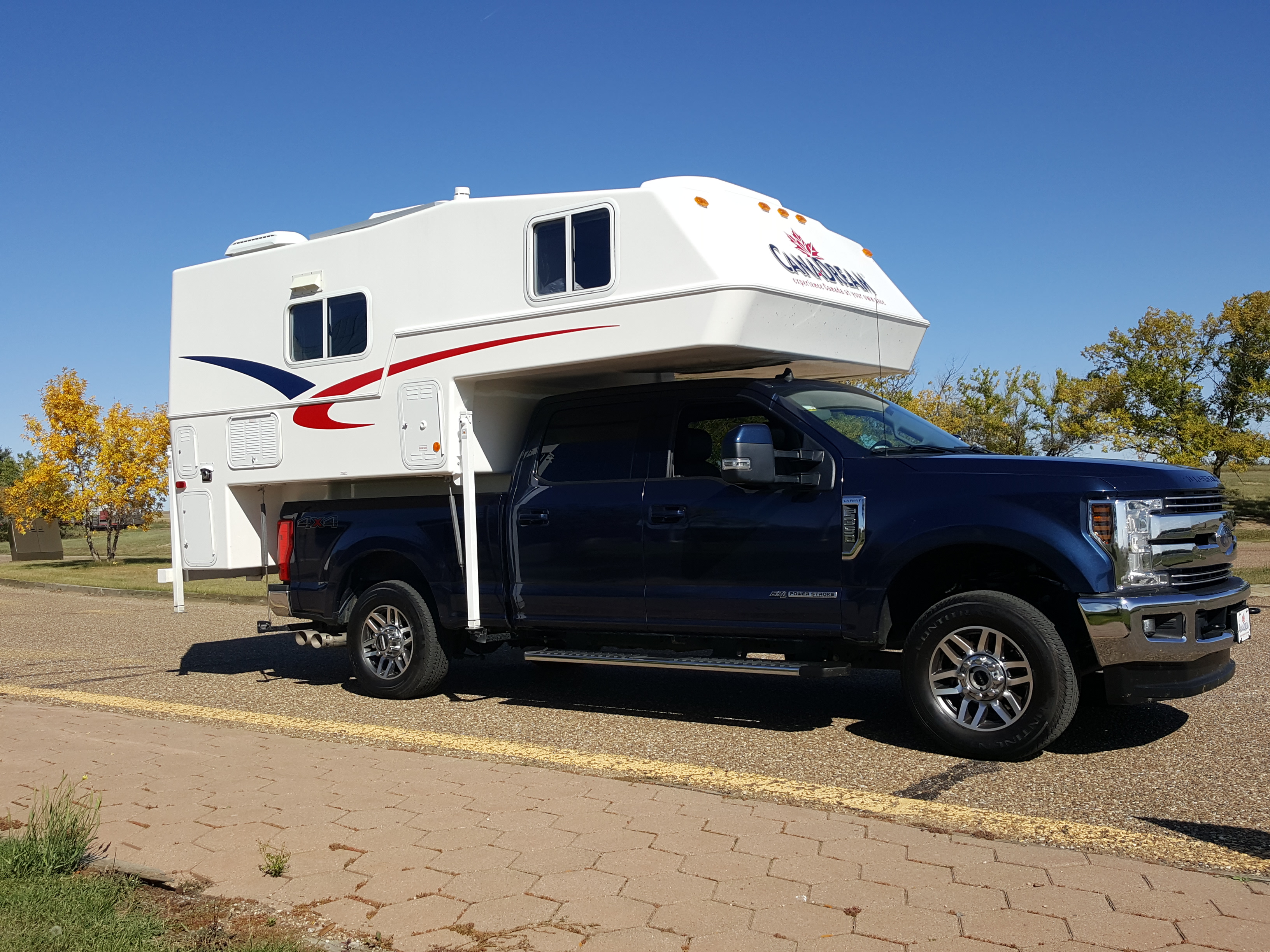 HDFahrzeugeCanadreamTCAMaxi Travel Camper TCA External Product Parked by tre