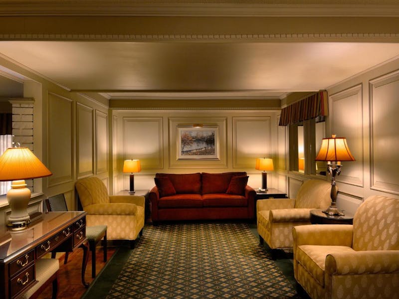 HotelBritish ColumbiaRoyal Scot Hotel Suites Lobby