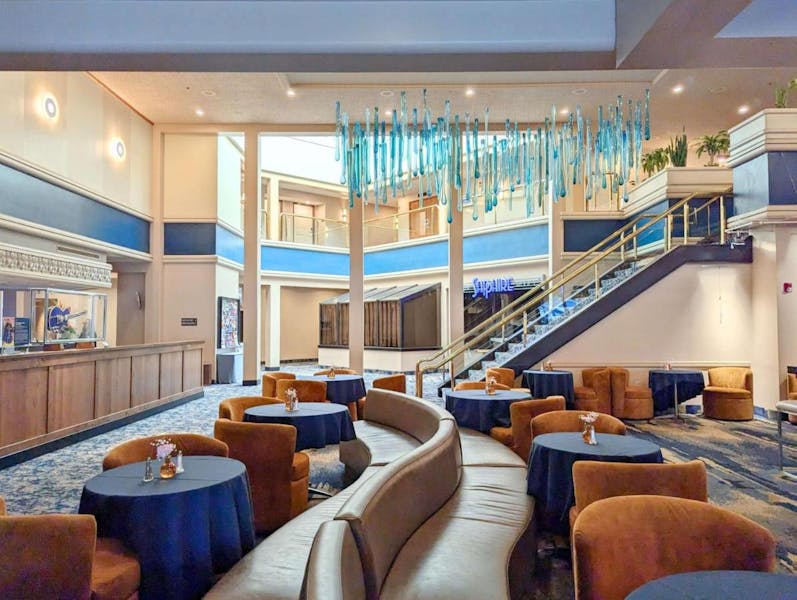 HotelIdahoRiverside Hotel BW Premier Collection Lobby