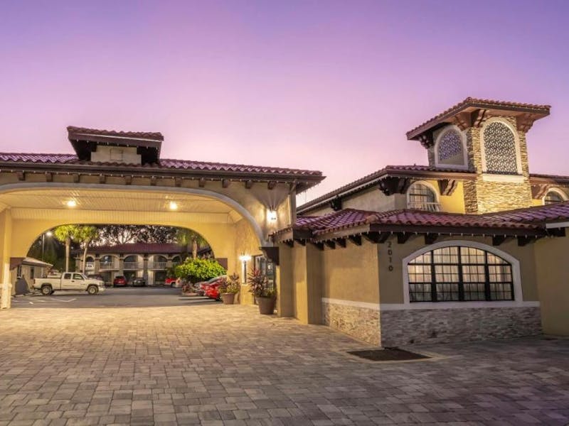 HotelFloridaBest Western Historical Inn Aussen