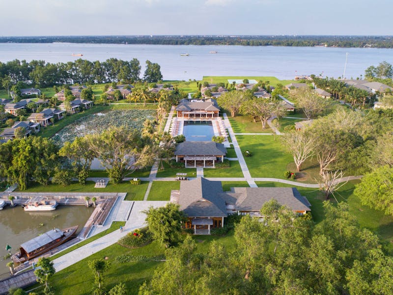 HDHotelVietnamLegacy MekongView