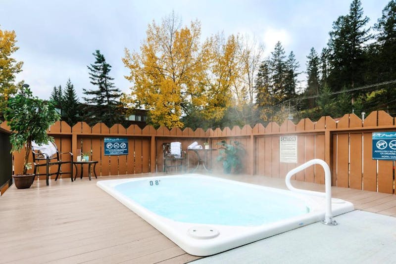 HotelAlbertaJasperLobstick Lodge Aussenpool