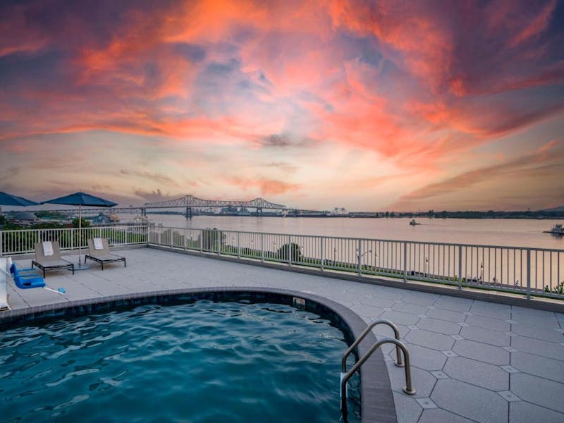 HotelLouisianaHilton Baton Rouge Capitol Center Pool