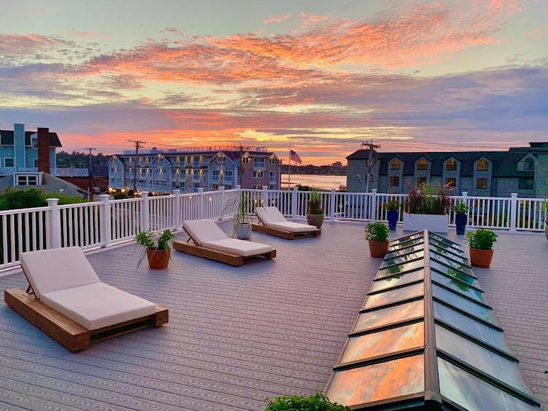 HotelRhode IslandAtlantic Beach Hotel Newport Rooftop