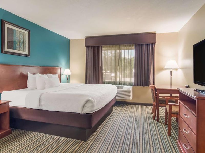 HotelMichiganBest Western Plus Traverse City Zimmer