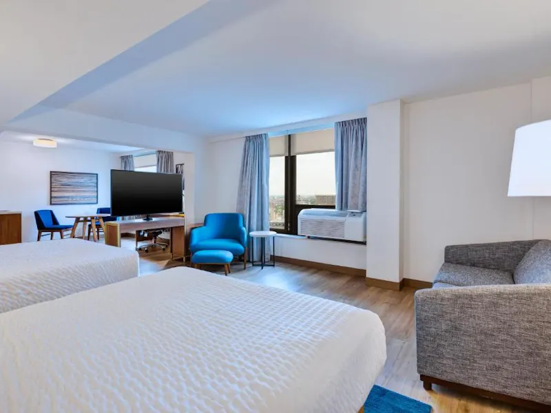 HotelMichiganHotel Indigo Detroit Downtown by IHG Zimmer