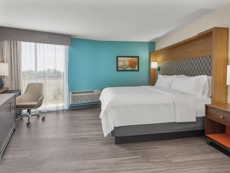 HDHotelSouth CarolinaCharlestonHoliday Inn Charleston RiverviewZimmer