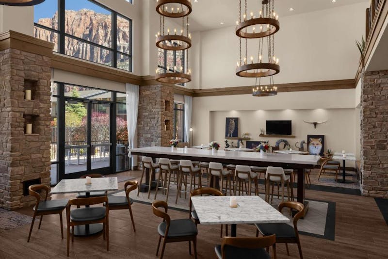 HDHotelUtahZionHampton Inn Suites SpringdaleDinner