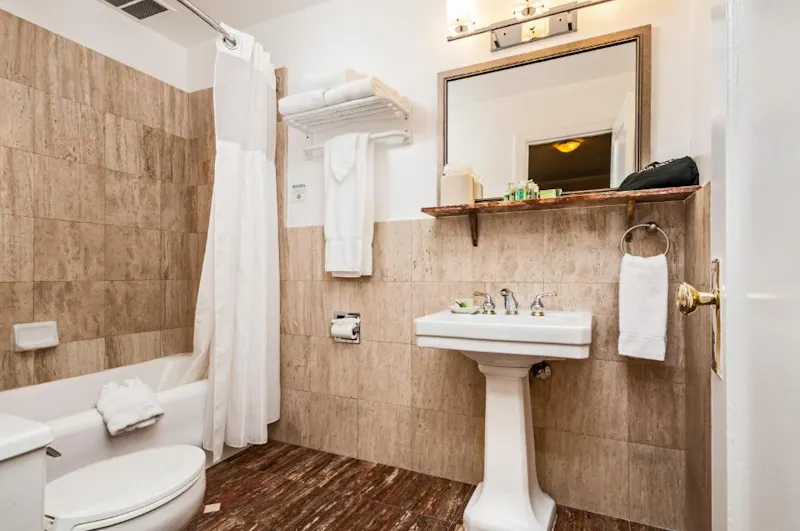 HDHotelCaliforniaSan FranciscoThe Pickwick HotelBad