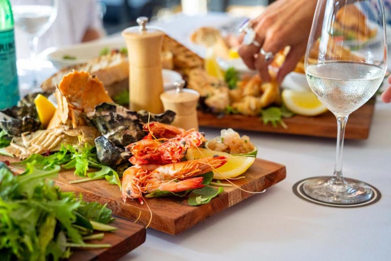 HDHotelAustralienQLDAirlie BeachCoral Sea ResortDinner