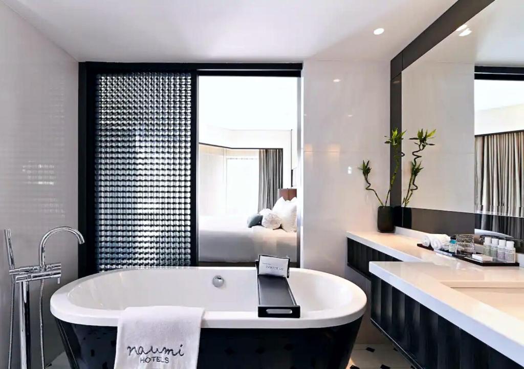 HDHotelSingaporeNaumi HotelBad