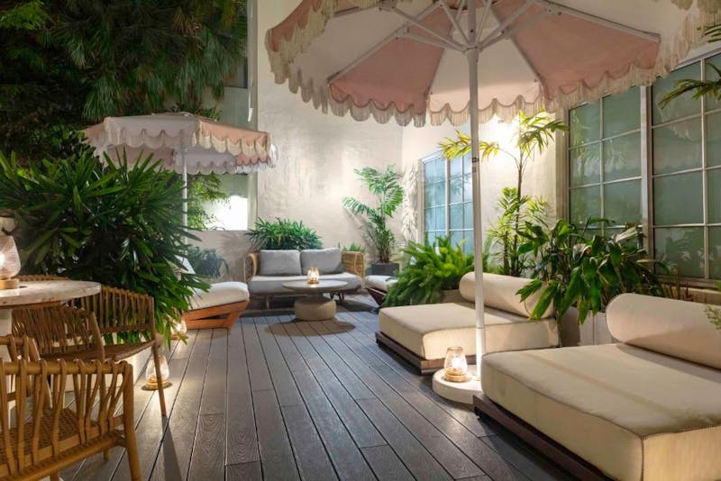 HDHotelFloridaMiamiHilton Garden Inn South Beachterasse