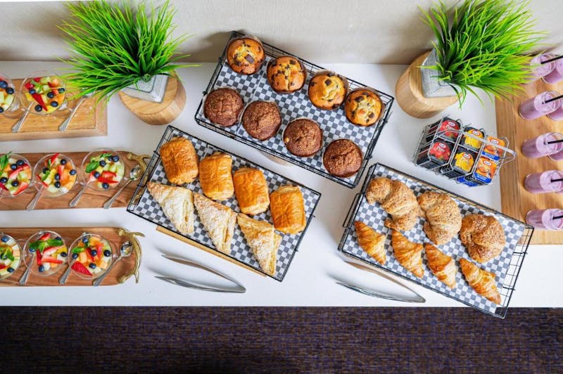 HDHotelOntarioTorontoAirport Holiday InnBreak