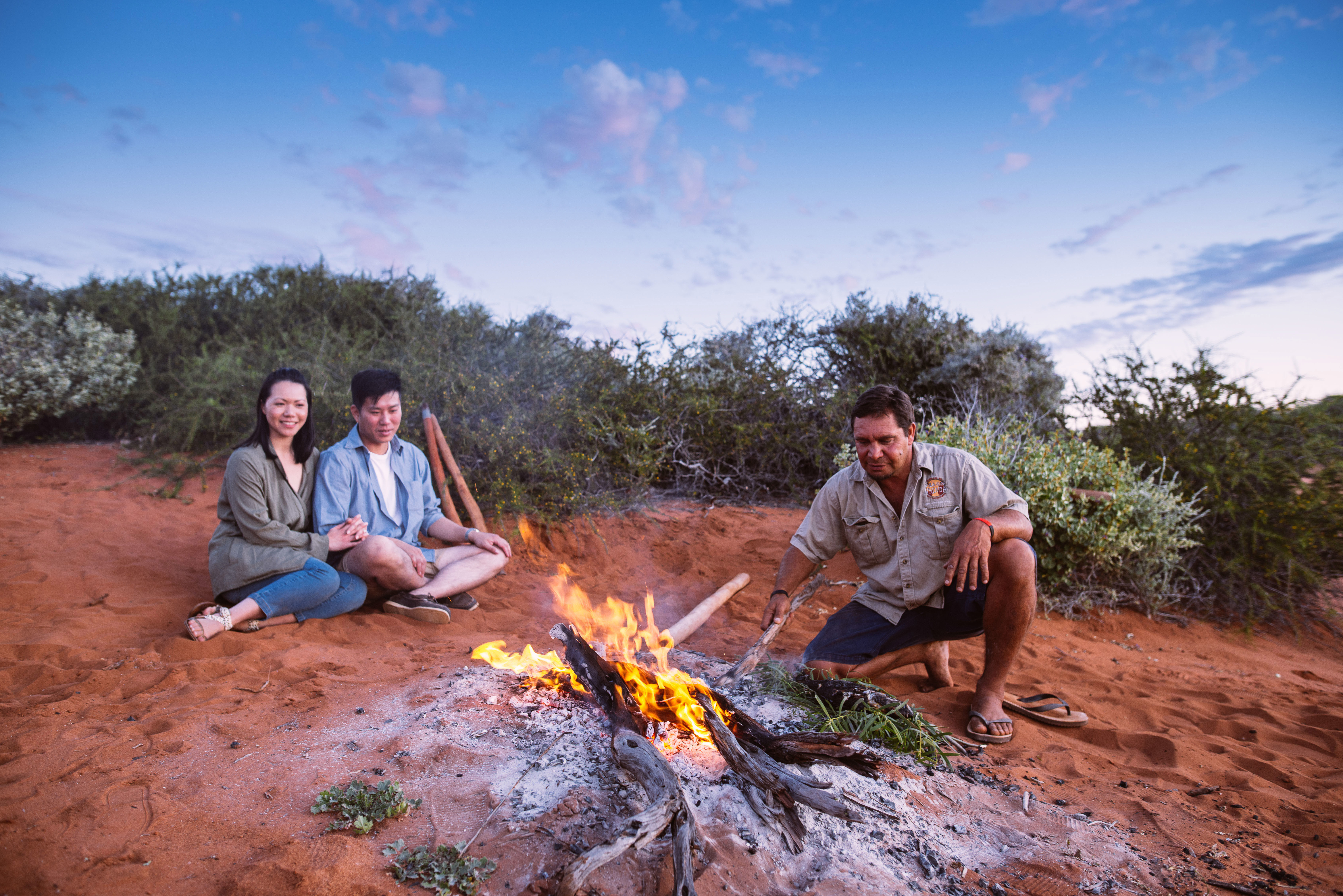 HDAustralienWACoral CoastMonkey Mia Campfire 111306 56