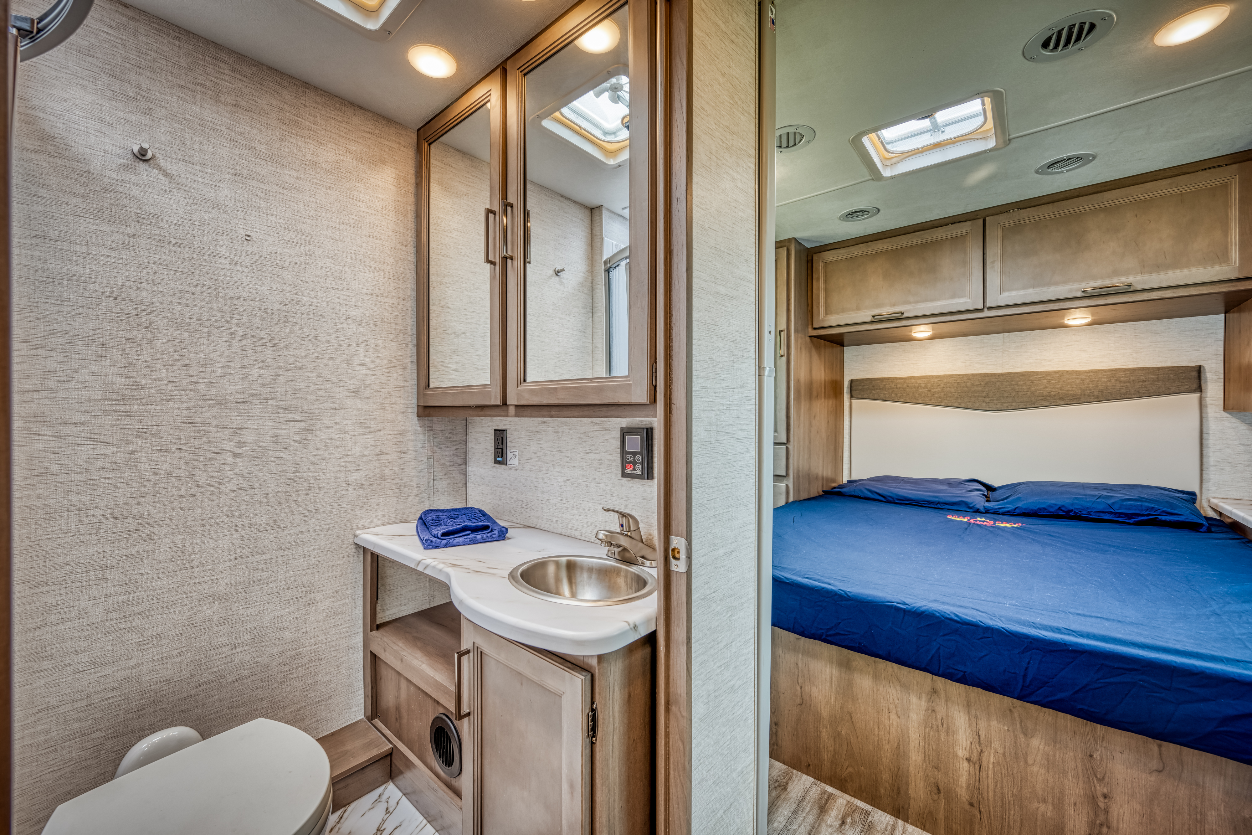 HDFahrzeugeRoadBearC29 31innen4