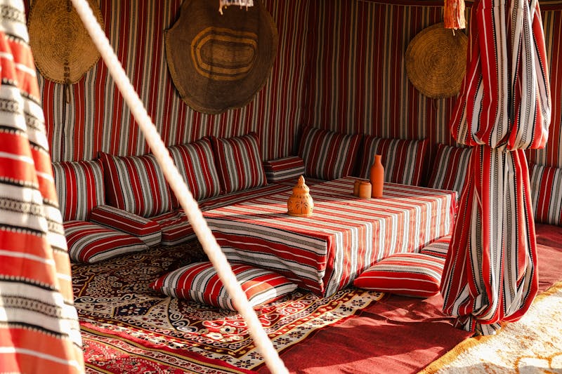 HDHotelOmanGlamping by Perfect JourneysDesertLunch tent