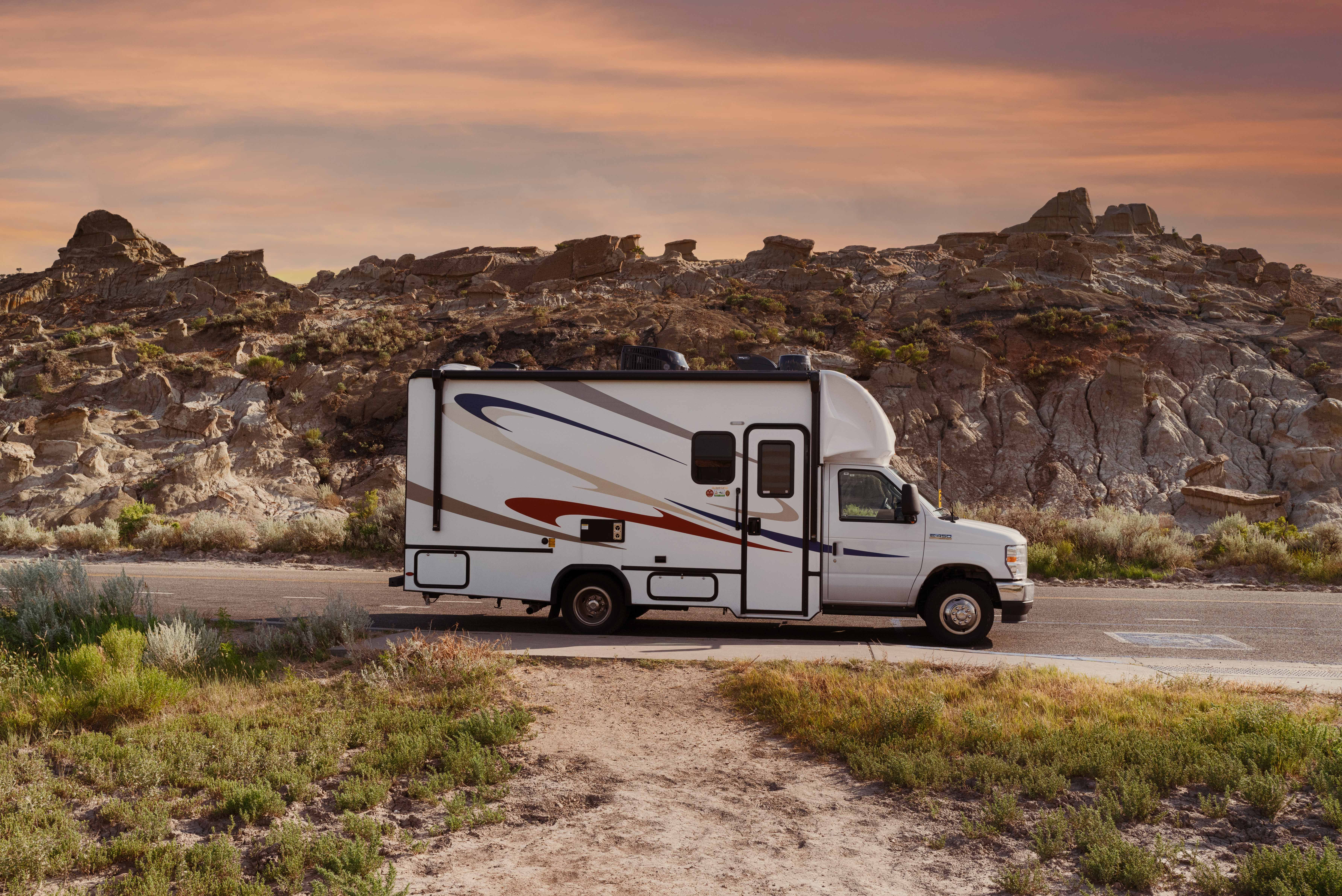 HDFahrzeugeCanadreamSVCAussen Landschaft 012