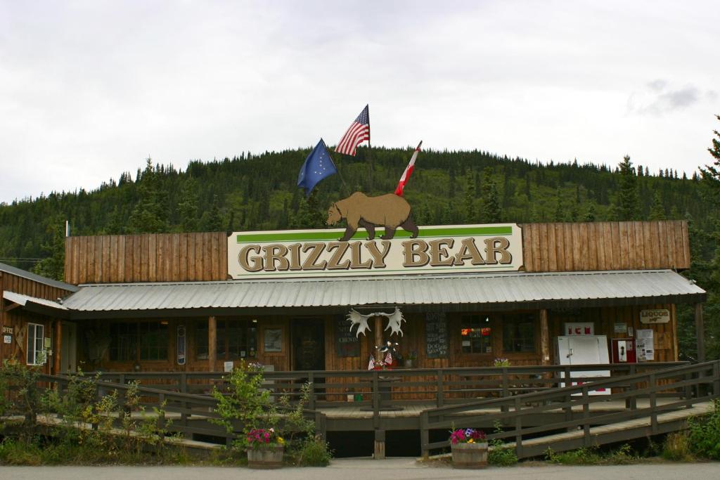 HDHotelAlaskaDenaliDenali Grizzly Bear Resortaussen