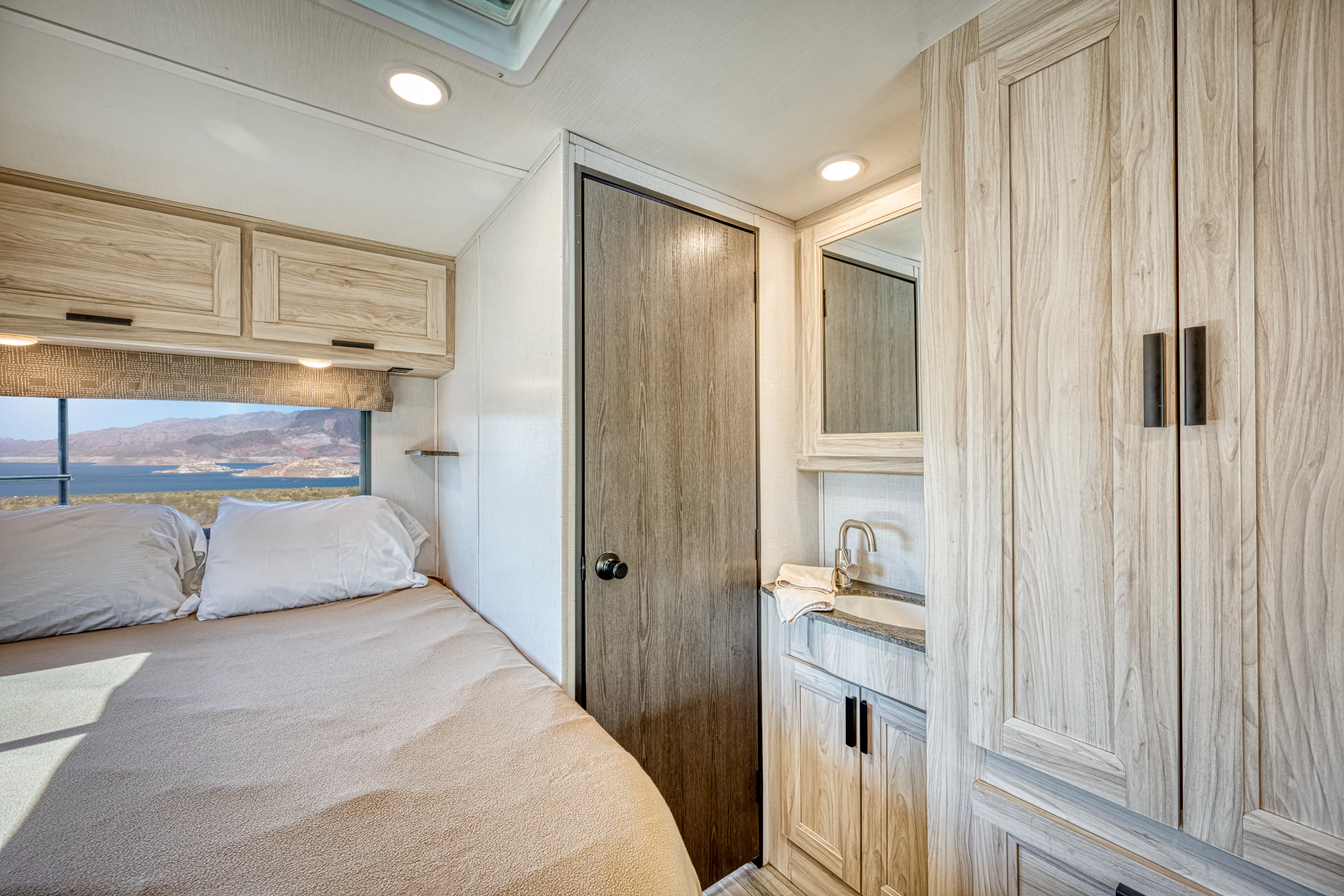 HDFahrzeugeEl MonteC Medium25