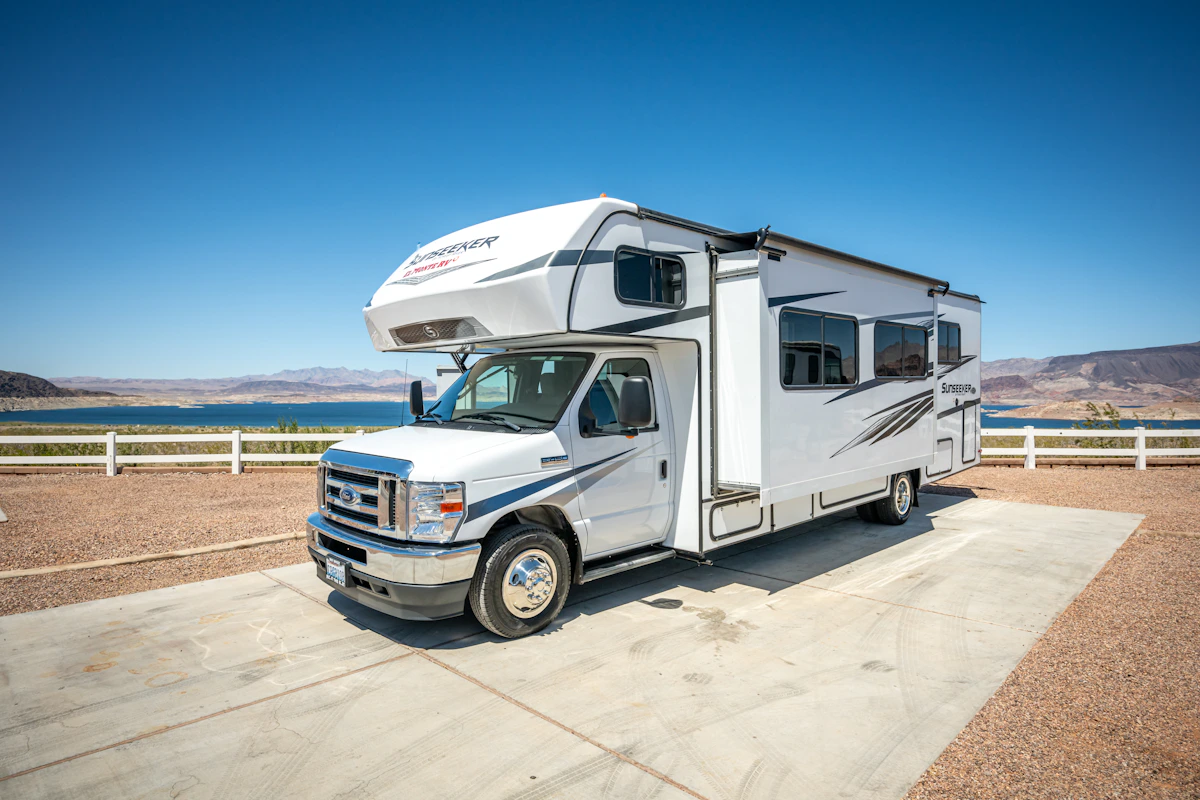 HDFahrzeugeEl MonteC Family Sleeper25