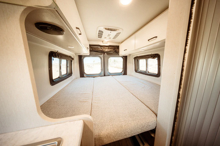 HDFahrzeugeMighty USAClass B Campervaninnen3