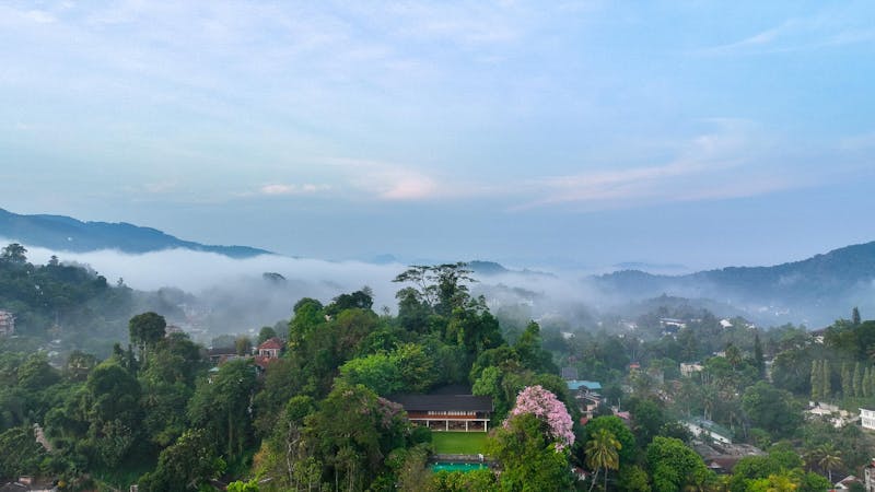 HotelSri LankaKings Pavilion KandyView2