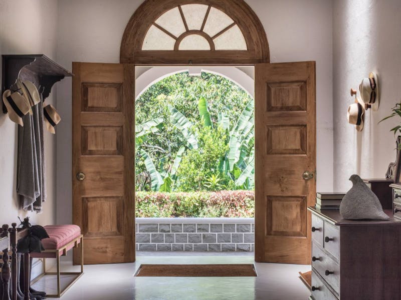 HotelSri LankaNine SkiesLobby