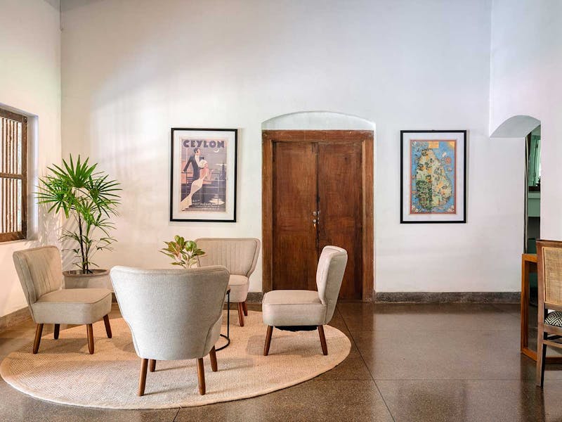 HotelSri LankaThe WallawwaLobby2