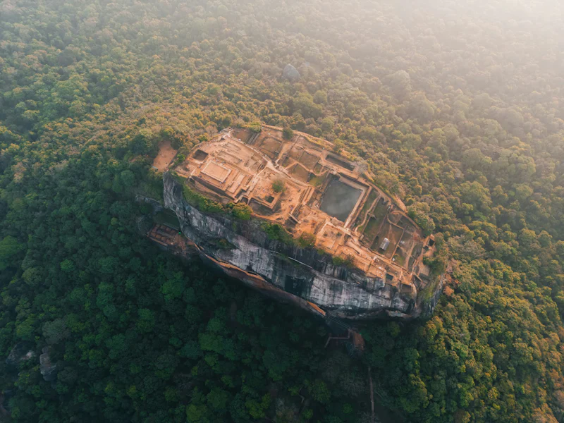 HDSri LankaSigiriya Rock3