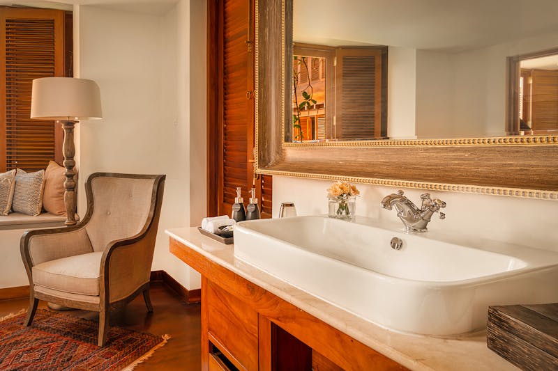 HDHotelSri LankaIshq ColomboMaster Suite 01 Bathroom 2 1