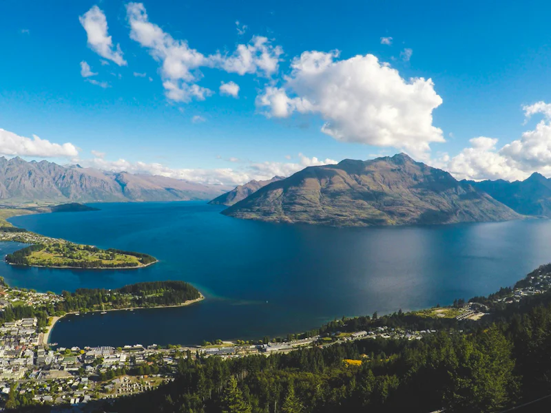 HDNeuseelandQueenstownStadt am See