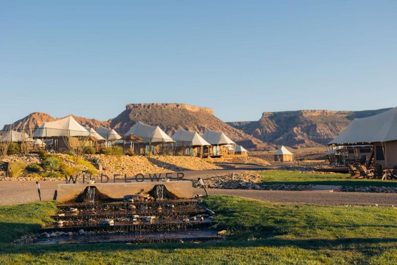 HotelUtahZion NPWildflower Resortaussen