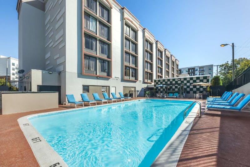 HDHotelTennesseeNashvilleBest Western Music RowPool