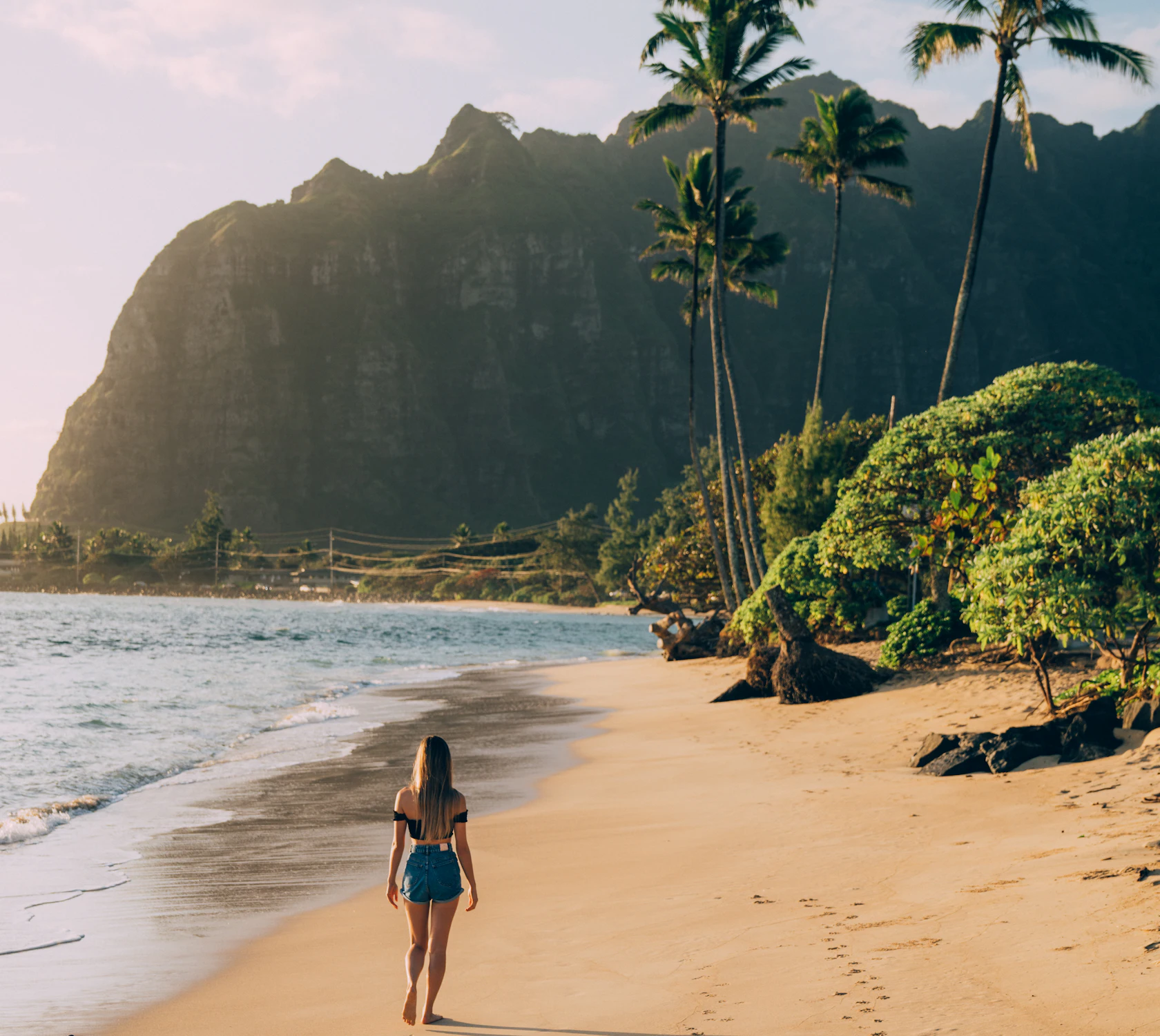 HDHawaii17997 KaawaBeachOahu creditHTA VincentLim