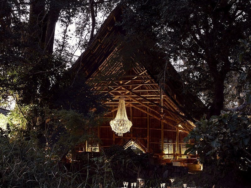 HDHotelTansaniaLaba Jongomero CampTent by night