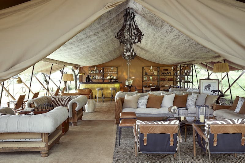 HDHotelTansaniaLaba Migration CampLobby