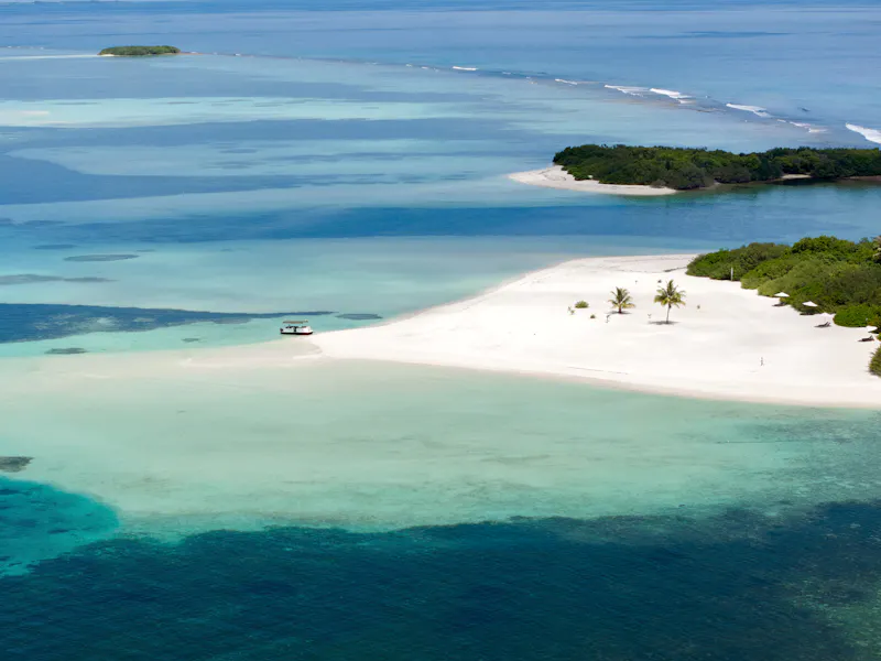 HDHotelMaledivenSix Senses KanuhuraDrift arrival