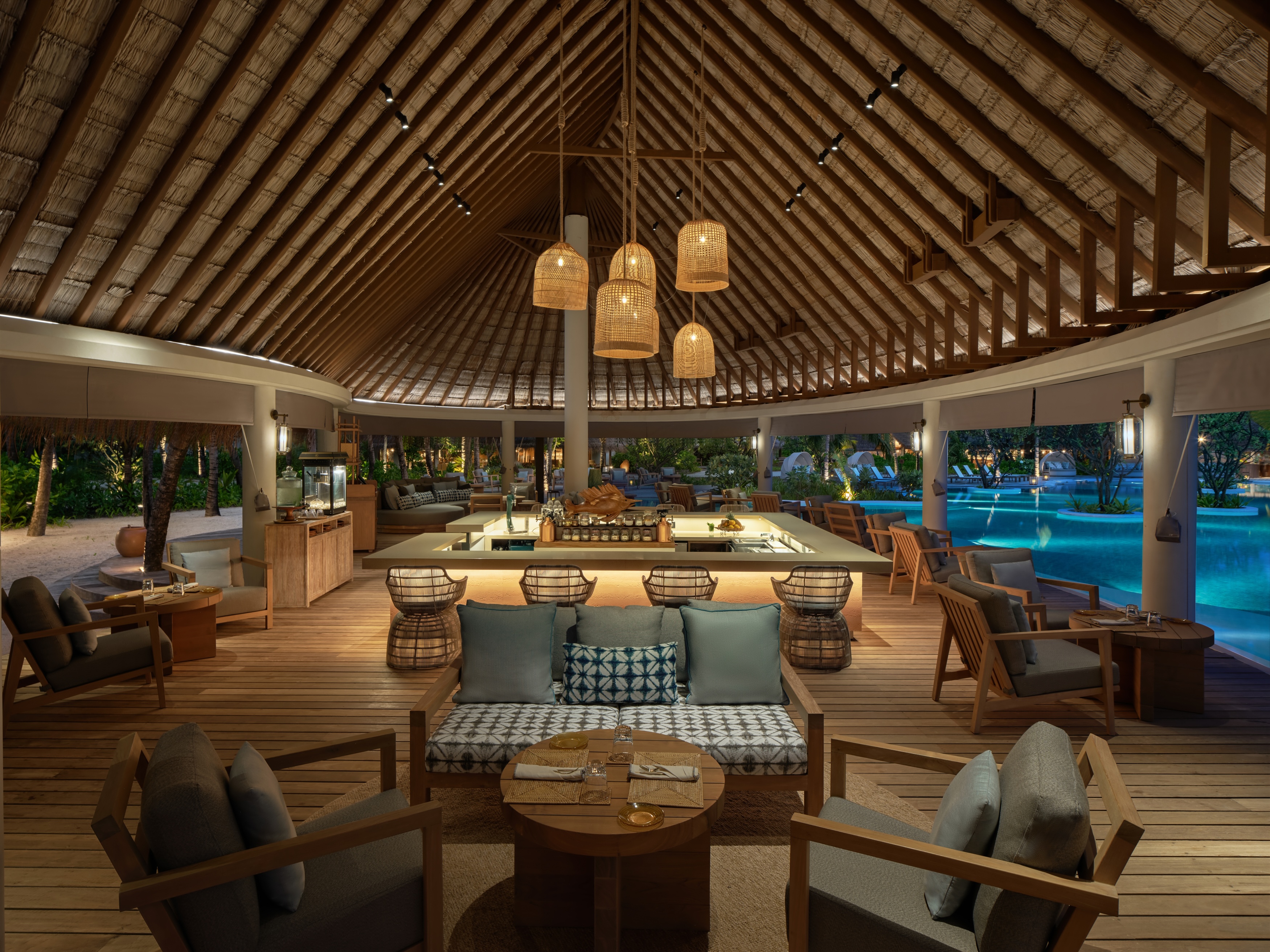 HDHotelMaledivenSix Senses KanuhuraSip Sand interior