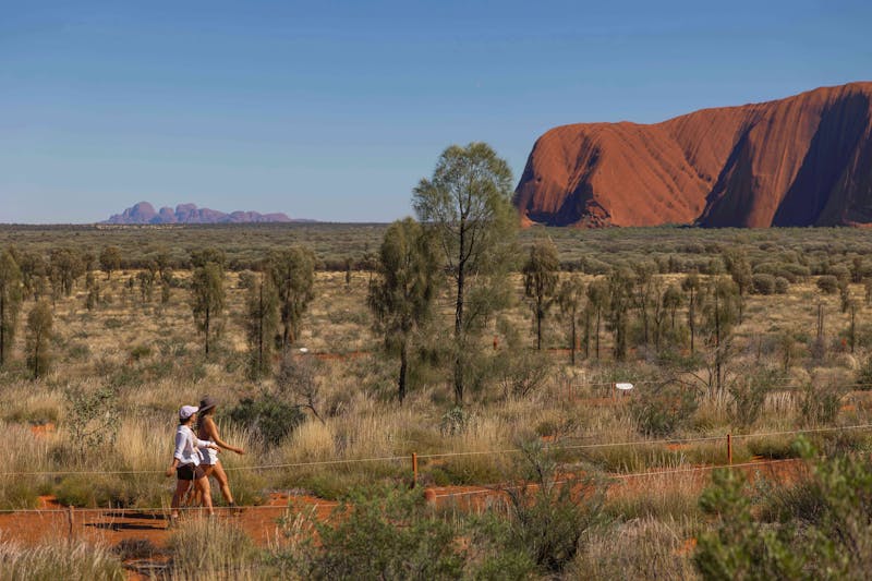 HDAustralienNTUluruBase Walk 142196 TNT