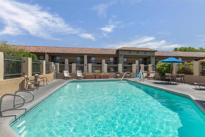 HotelArizonaKingmanBest Western Plus A Wayfarers Inn SuitesPool