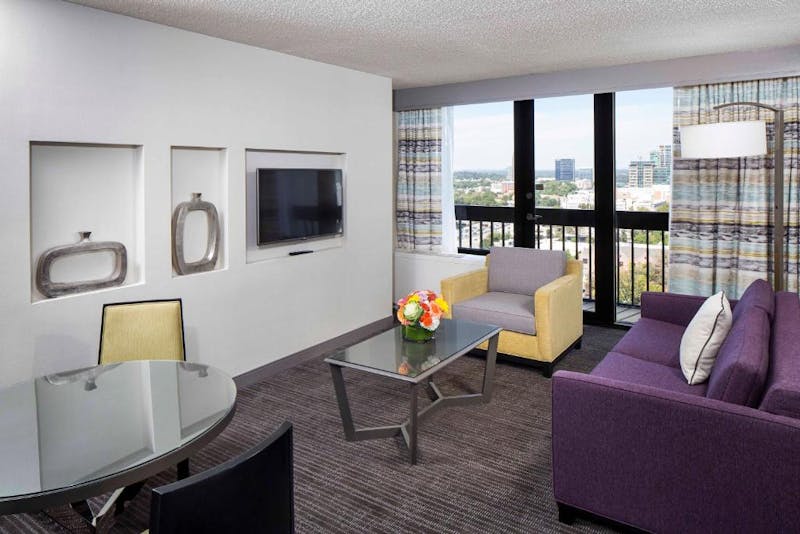 HDHotelGeorgiaAtlantaCrowne Plaza Atlanta MidtownWohnbereich