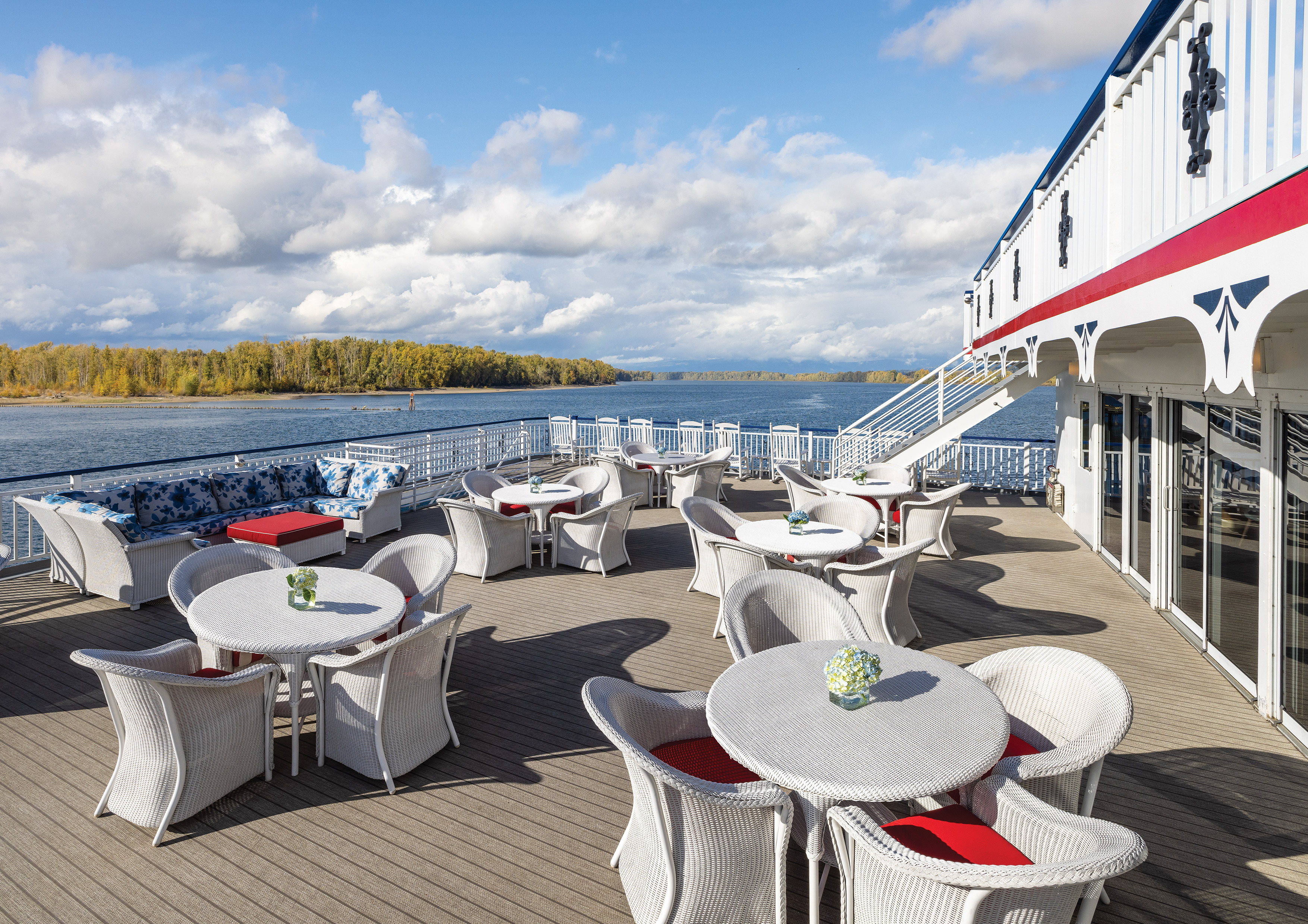 HDKreuzfahrtnicko cruisesAmerican SplendorACL Paddlewheeler Sundeck1