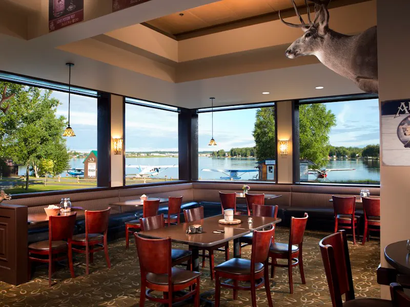 HotelAlaskaAnchorageThe LakefrontFancy Moose Lounge R